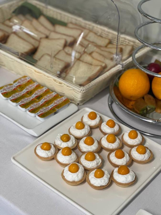 Park Hotel Днепър Екстериор снимка