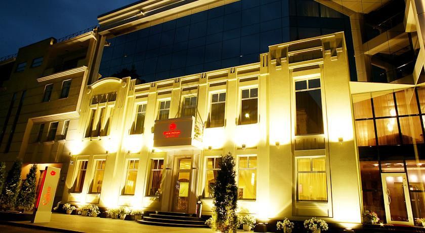 Park Hotel Днепър Екстериор снимка